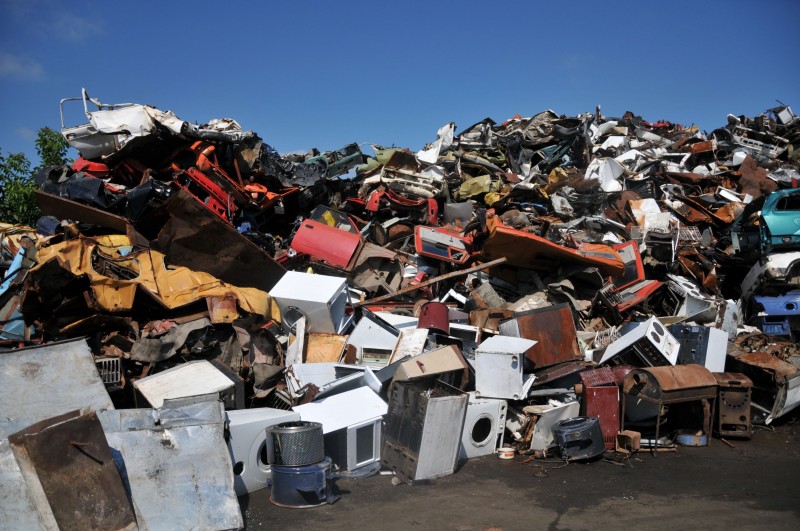 The Connection Between Junk Removal and Recycling in Buckeye, AZ