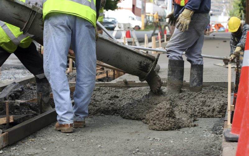 What Homeowners in Minnesota Can Do When Dealing With Damage Concrete