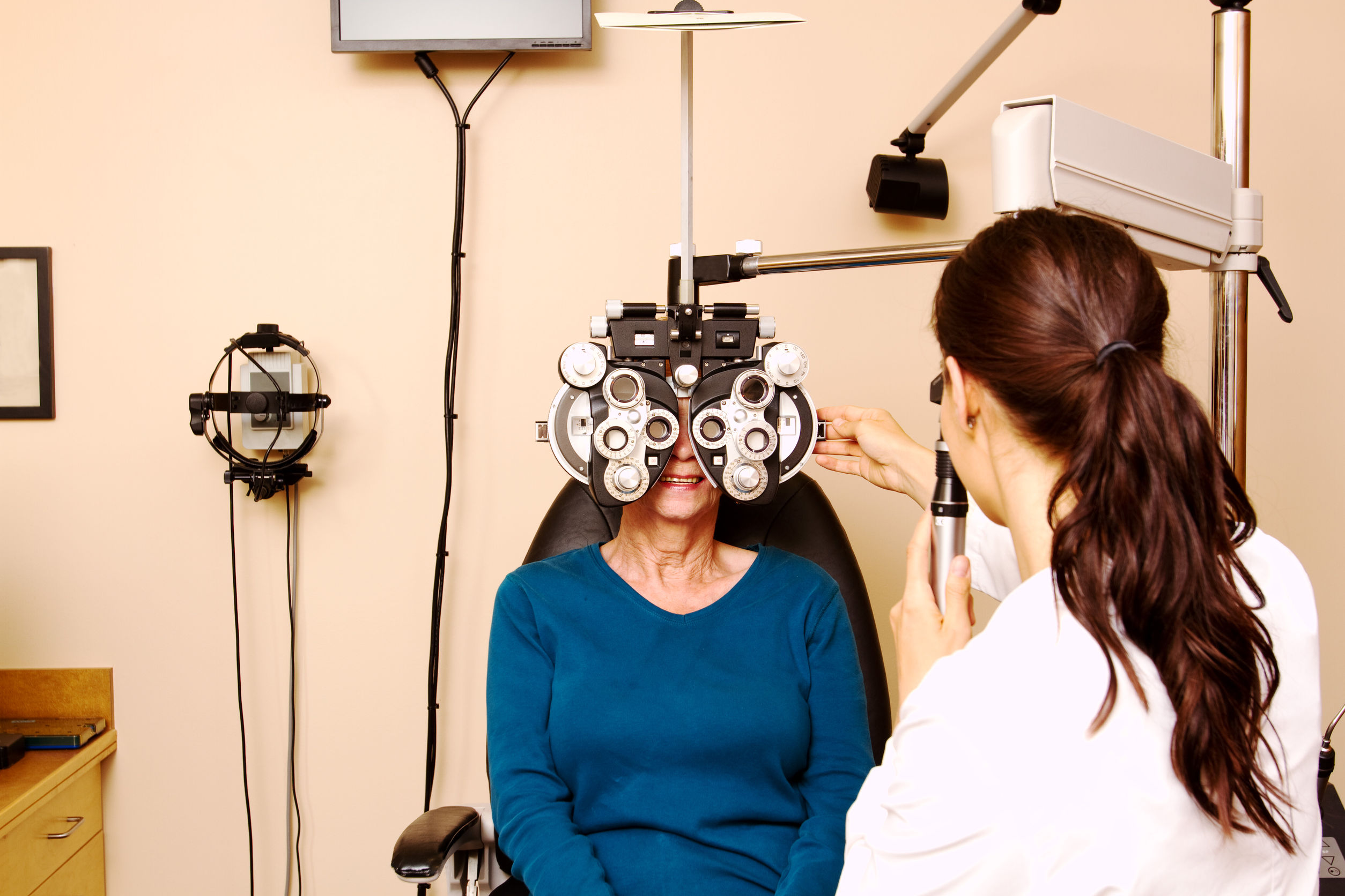 Signs of the Best Vision Care in Lakeview