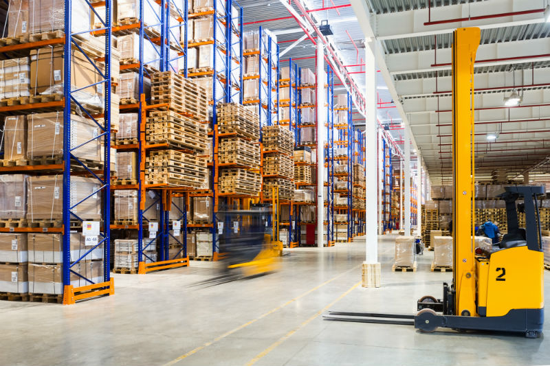 3 Things to Consider Before Purchasing New Pallet Racks
