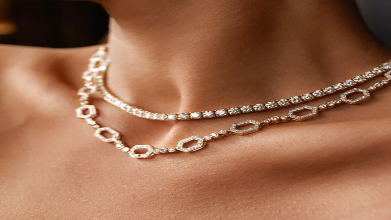 Find Your Perfect Engagement Ring at a Trusted Jeweler Chicago