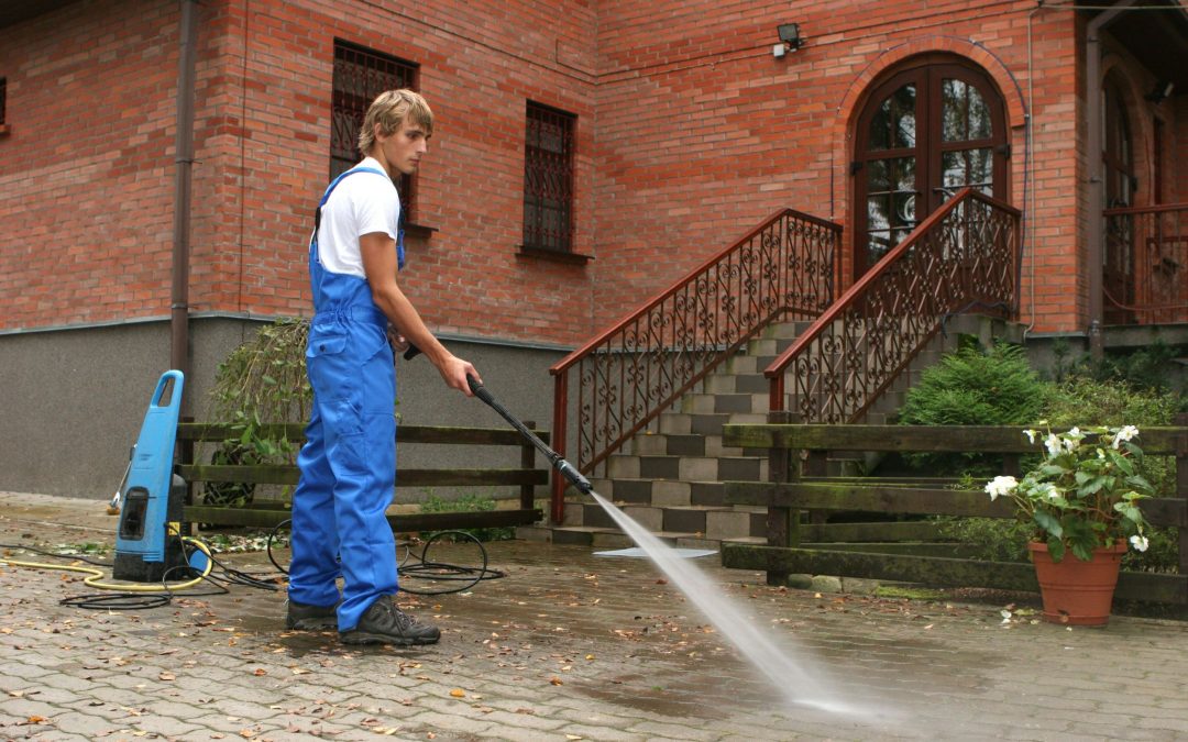 How Residential Pressure Washing Services Tampa, FL Restore Curb Appeal Fast