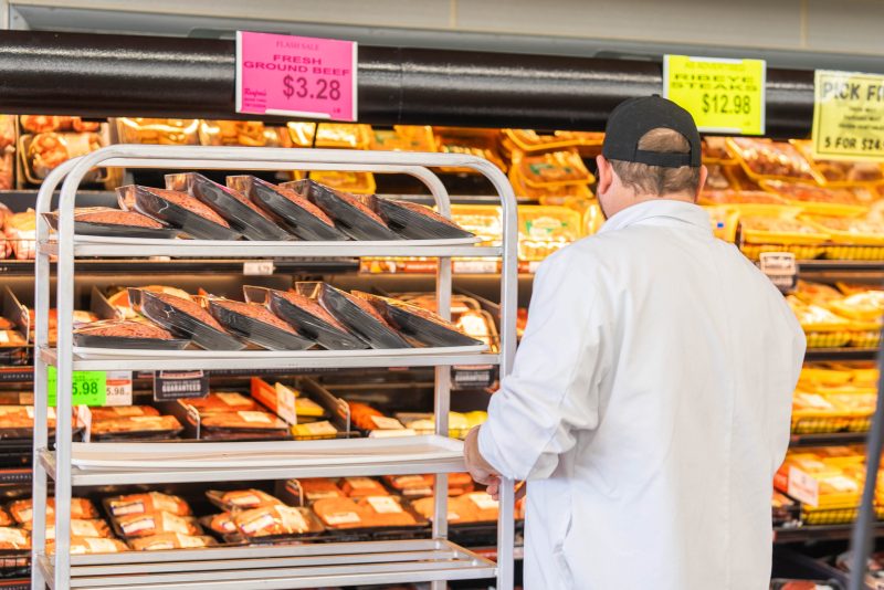 Ways a supermarket near La Fayette AL simplifies weekly grocery shopping for families across the USA