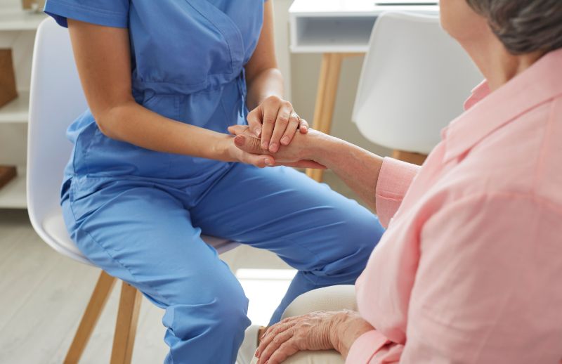 Experience Personalized Care at an Assisted Living Residence in Shakopee MN for Your Loved Ones